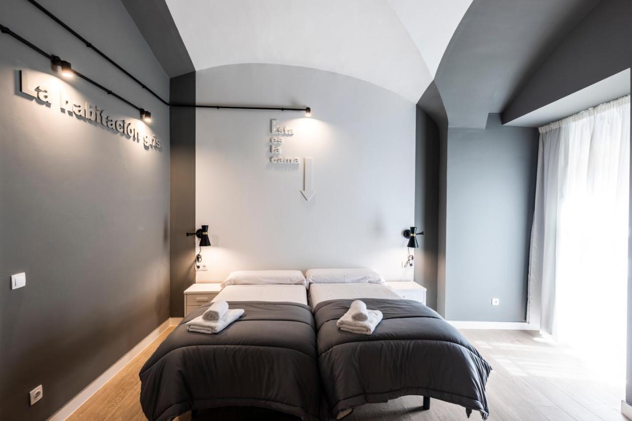 Apartamentos Turisticos De La Bernarda Caces Dış mekan fotoğraf