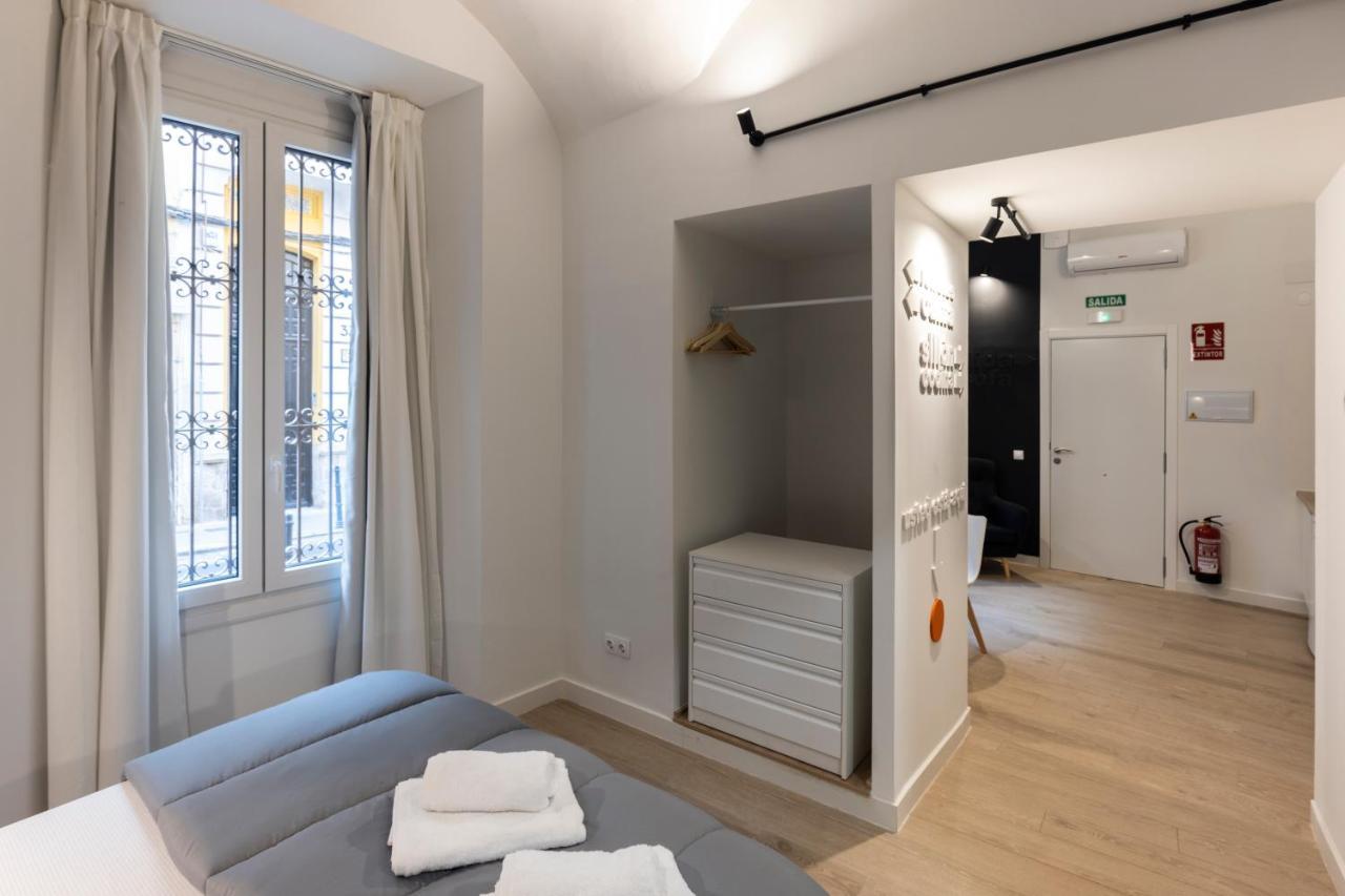 Apartamentos Turisticos De La Bernarda Caces Dış mekan fotoğraf