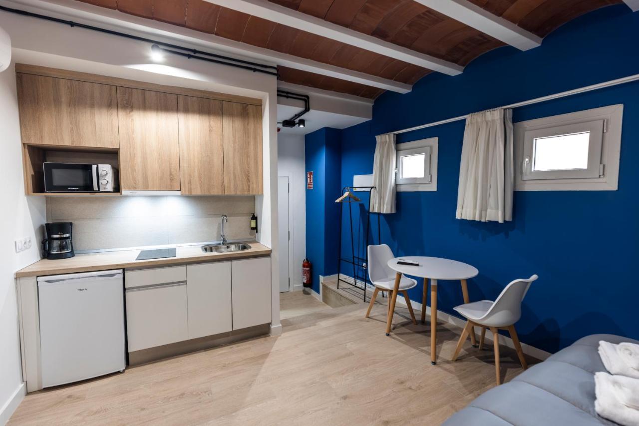 Apartamentos Turisticos De La Bernarda Caces Dış mekan fotoğraf