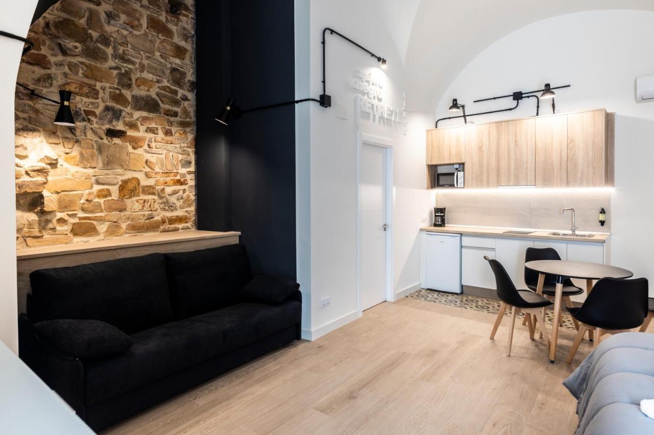 Apartamentos Turisticos De La Bernarda Caces Dış mekan fotoğraf