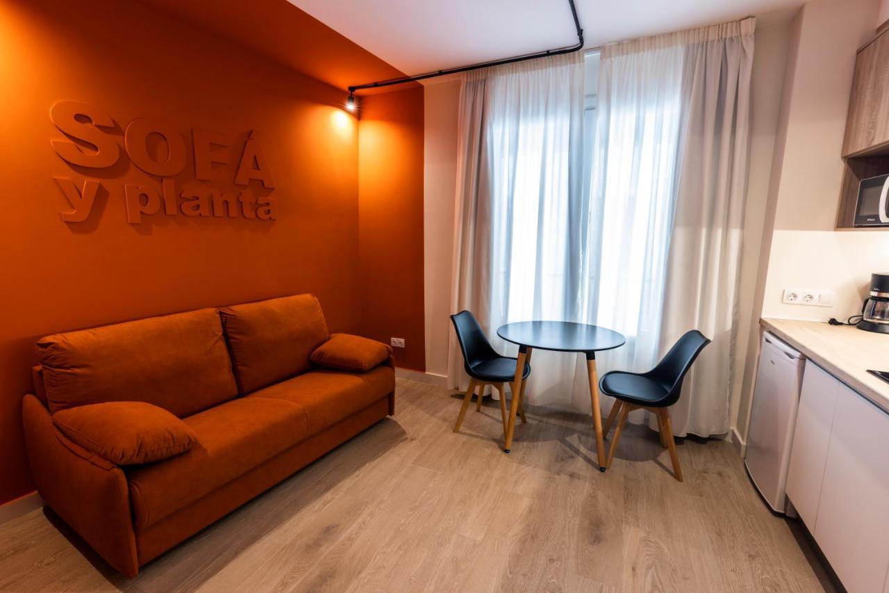 Apartamentos Turisticos De La Bernarda Caces Dış mekan fotoğraf