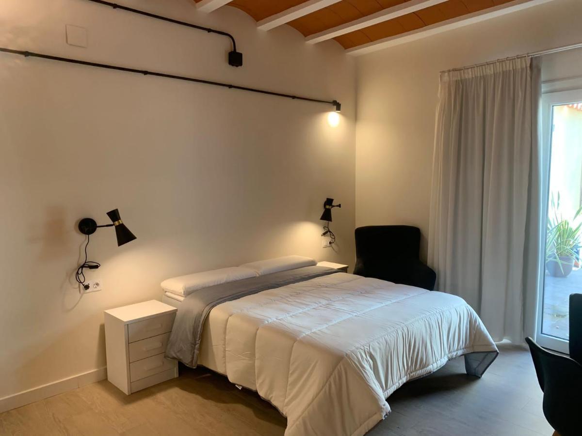 Apartamentos Turisticos De La Bernarda Caces Dış mekan fotoğraf