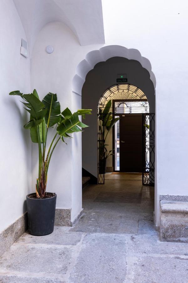 Apartamentos Turisticos De La Bernarda Caces Dış mekan fotoğraf